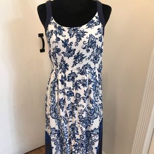 Casual high low dress.
